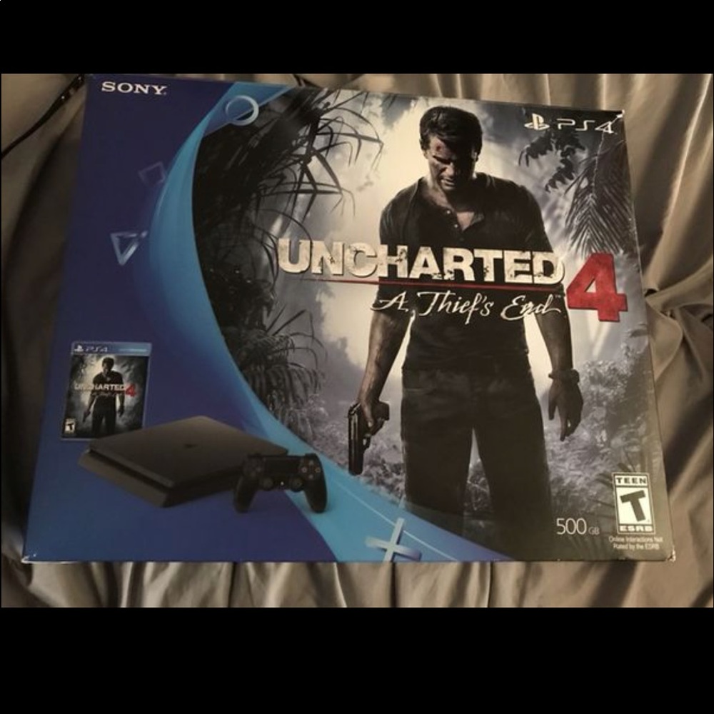 PS4 slim